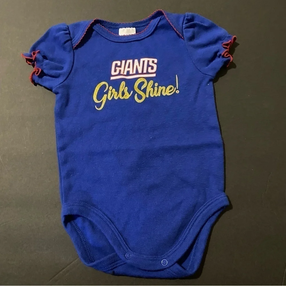 NY Giants Girls Set of Three onesies 3-6 Months NWOT